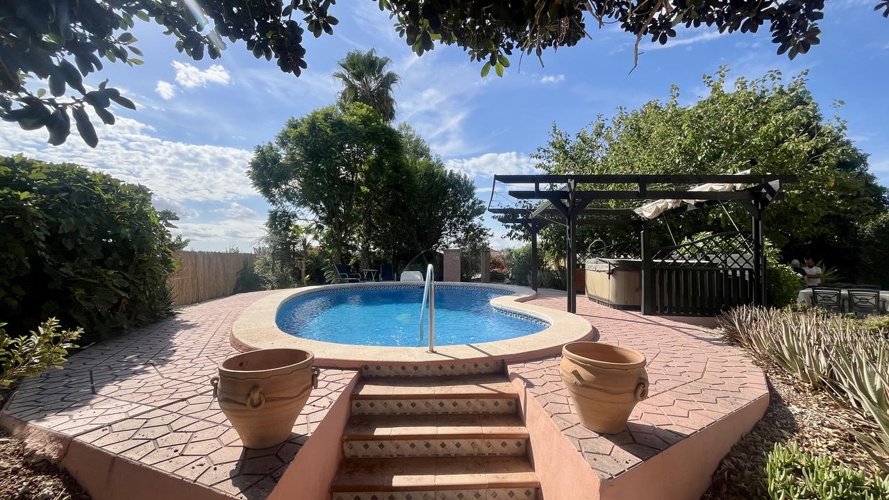 Villa en Venta en Orihuela