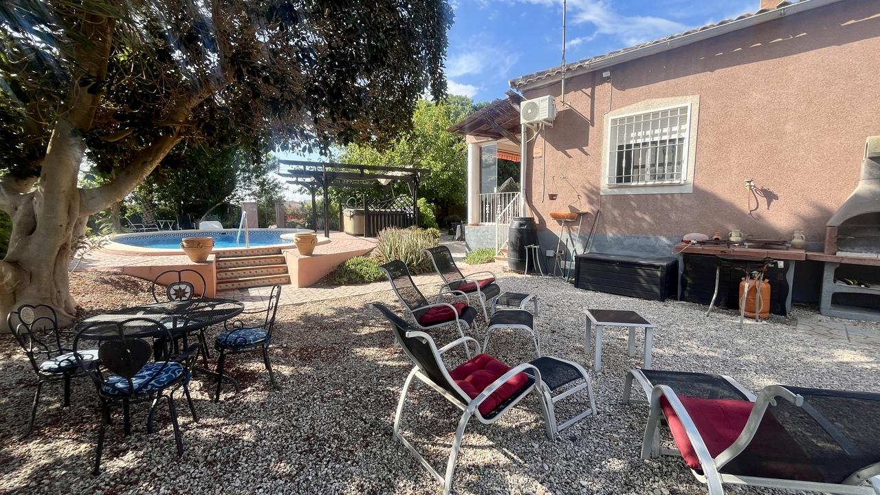 Villa en Venta en Orihuela