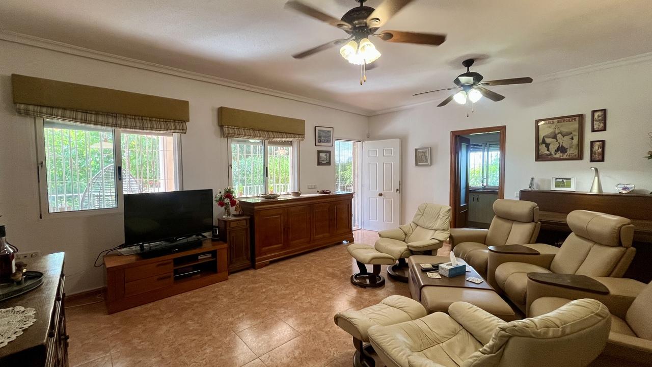 Villa en Venta en Orihuela