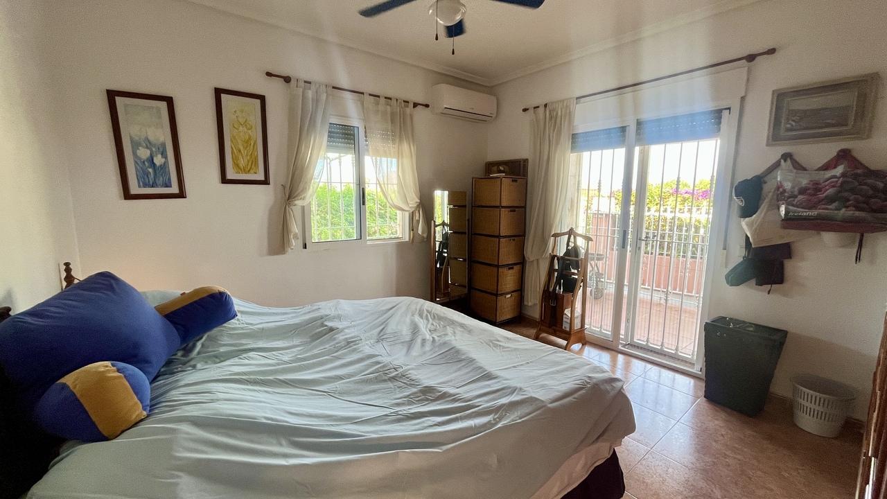 Villa en Venta en Orihuela