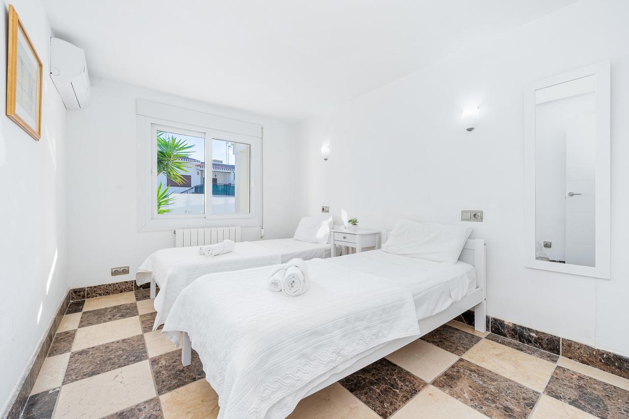 Villa en Venta en Orihuela