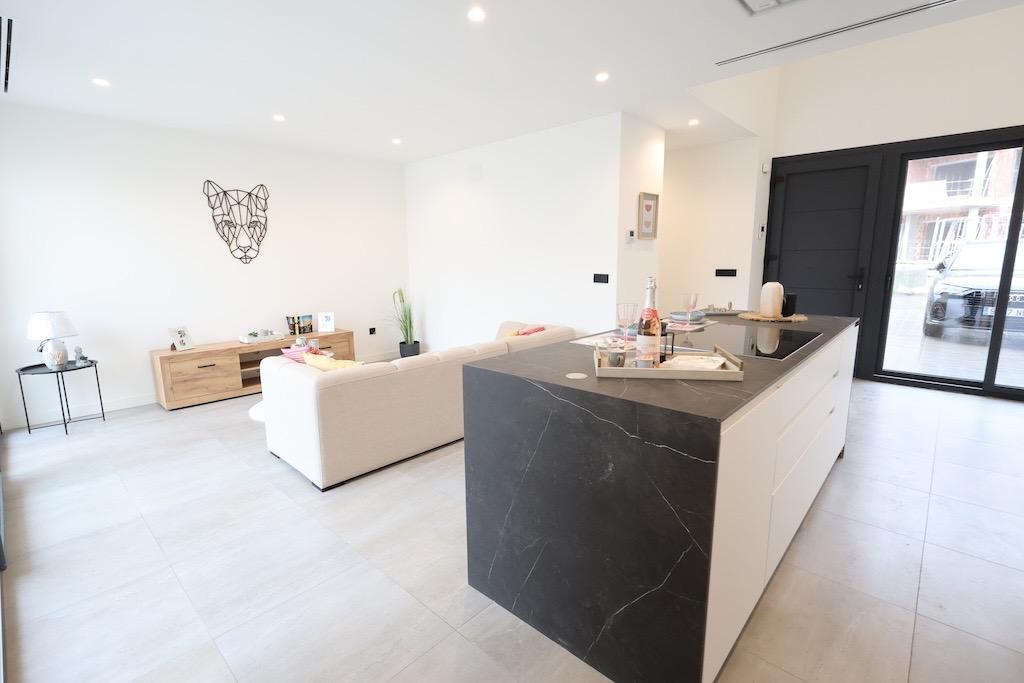 Villa for Sale in Los Alcázares