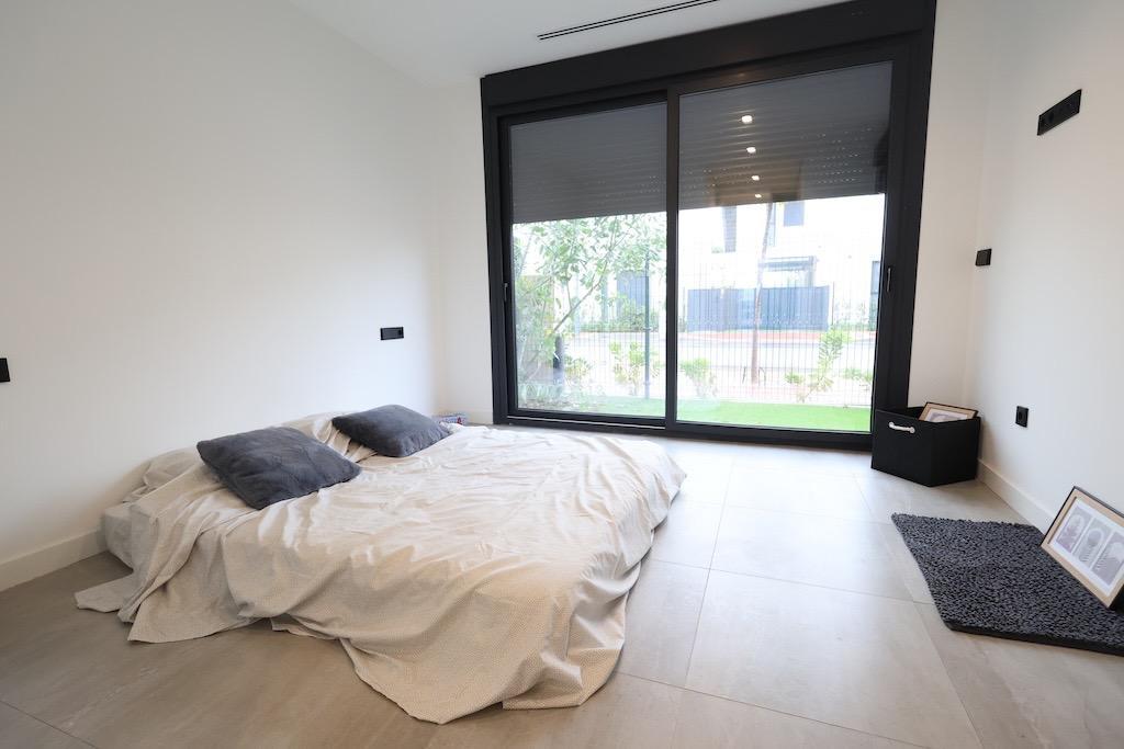 Villa for Sale in Los Alcázares