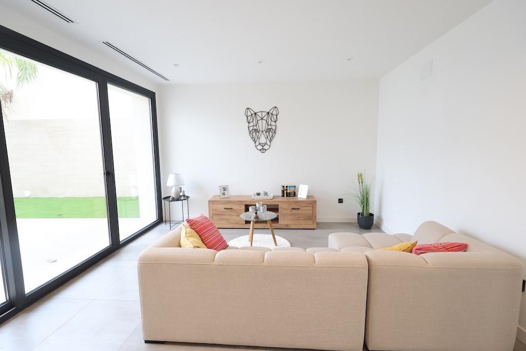 Villa for Sale in Los Alcázares