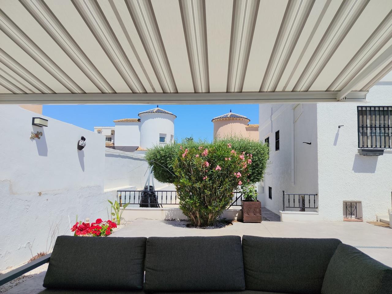 Villa en Venta en Orihuela