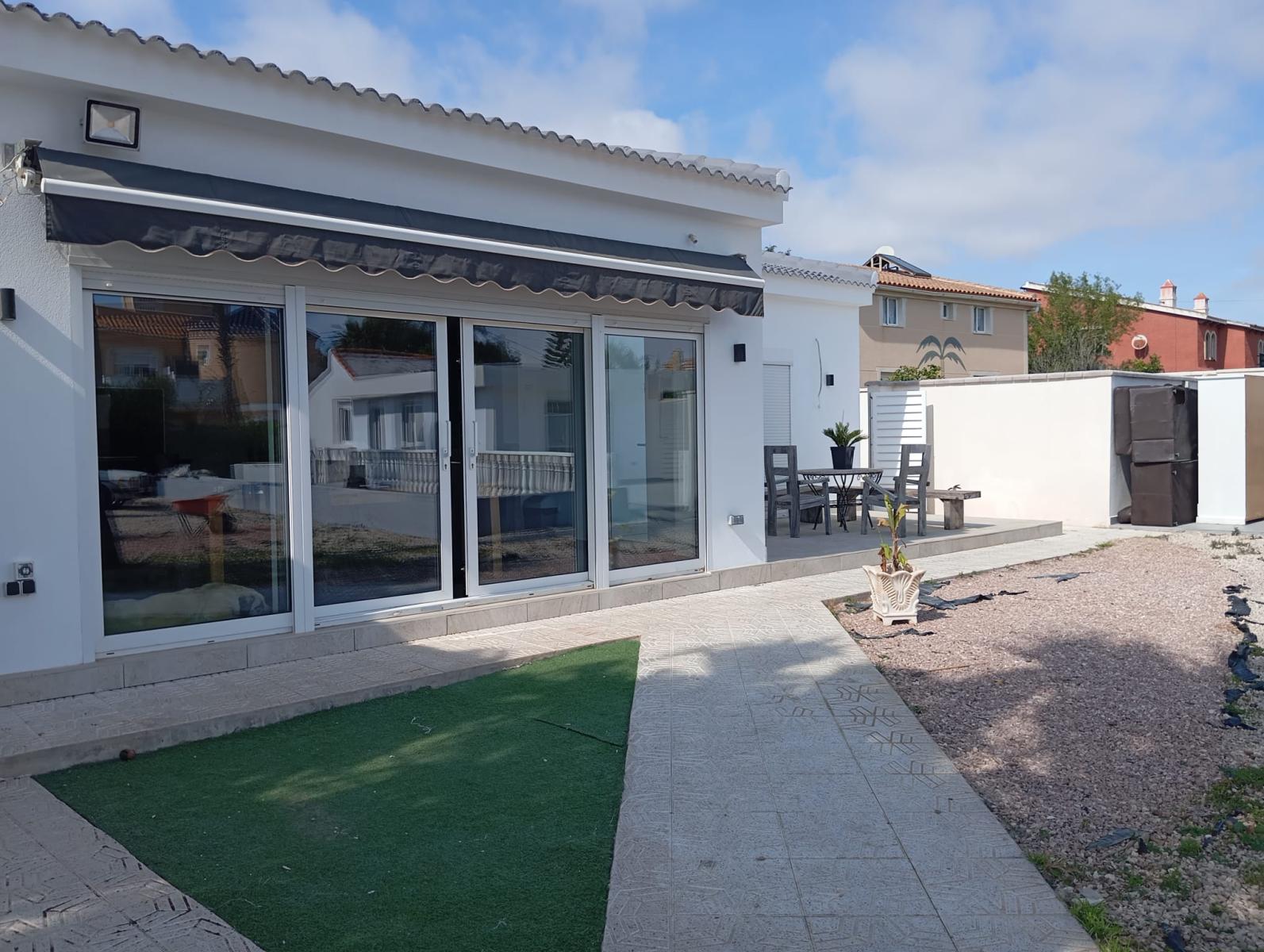 Villa en Venta en Orihuela