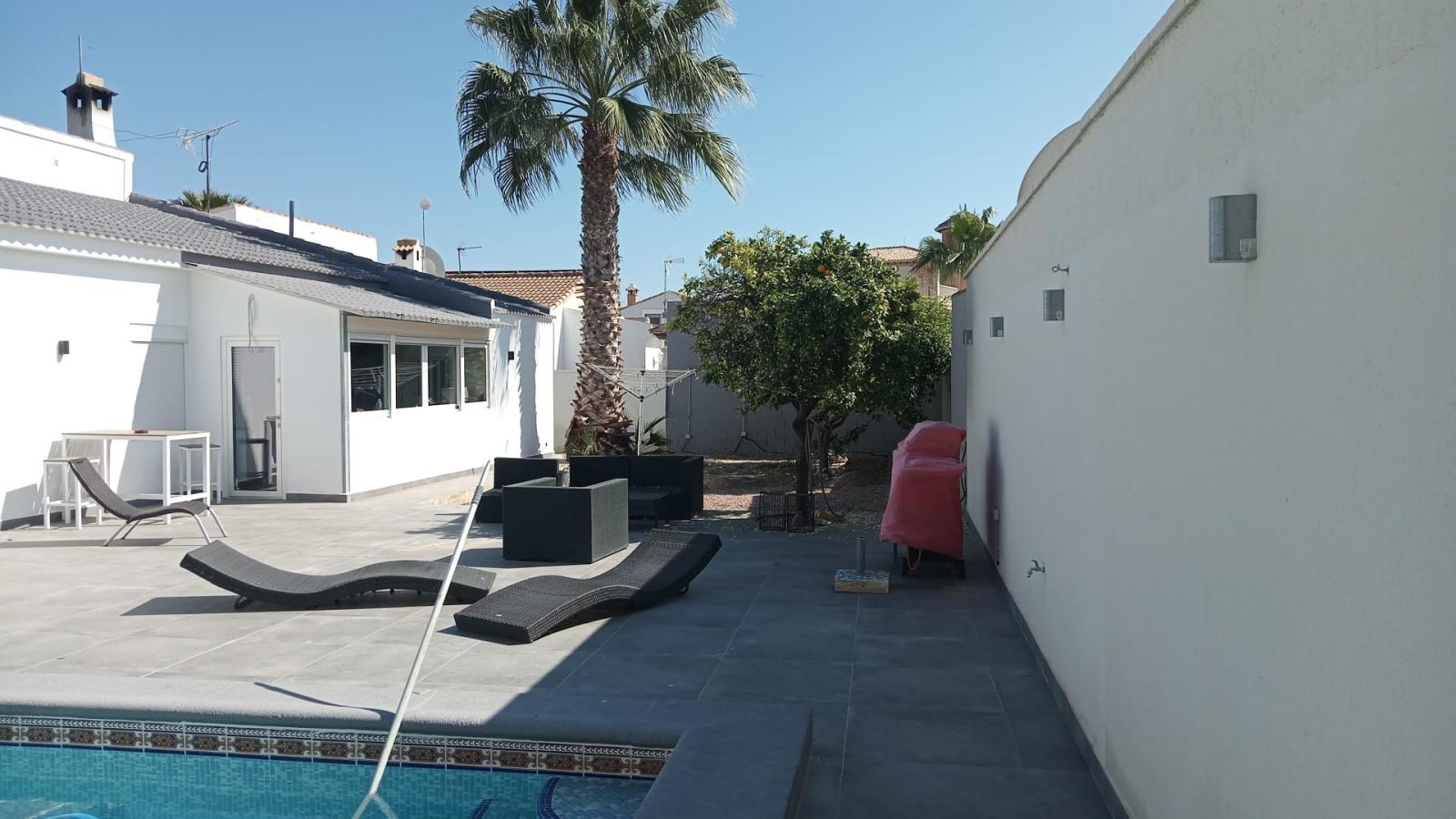 Villa en Venta en Orihuela