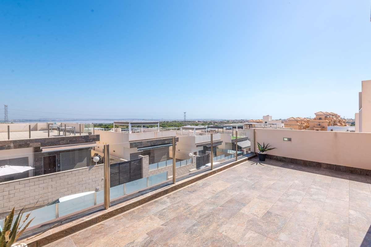 Villa en Venta en Orihuela