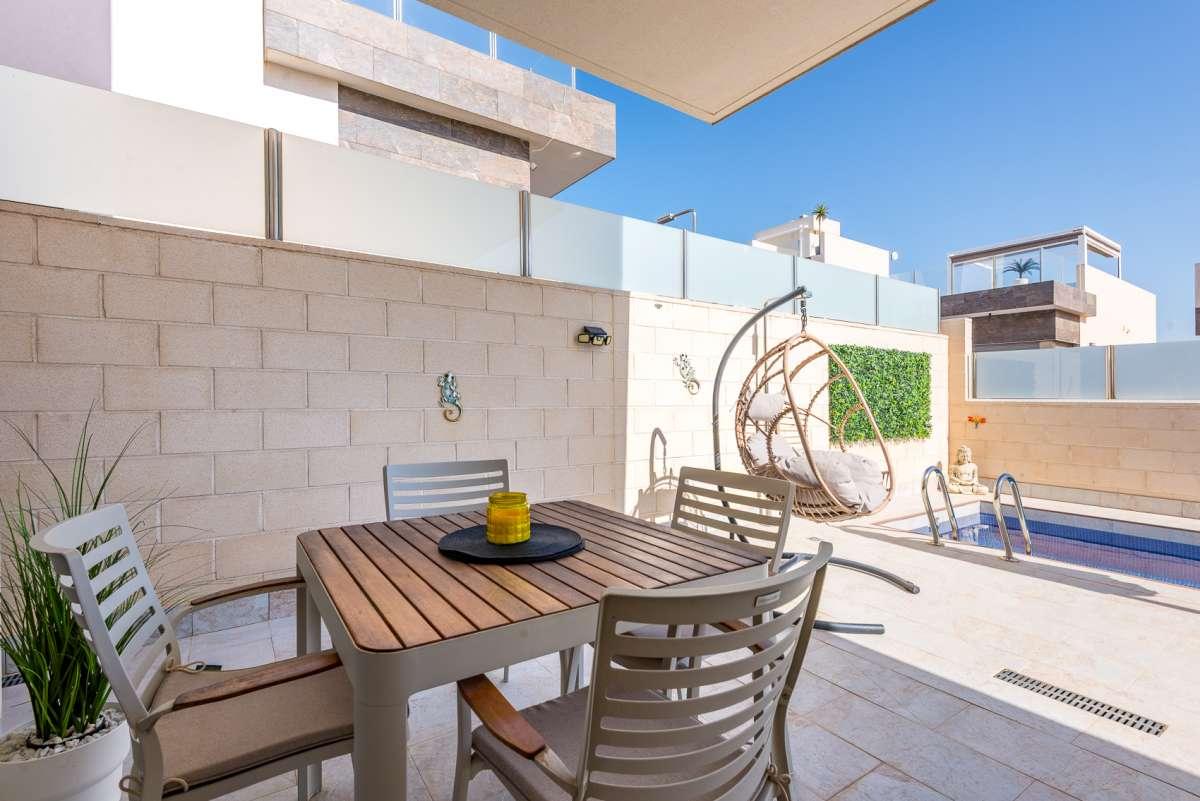 Villa en Venta en Orihuela