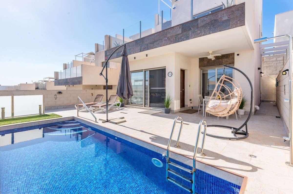 Villa en Venta en Orihuela