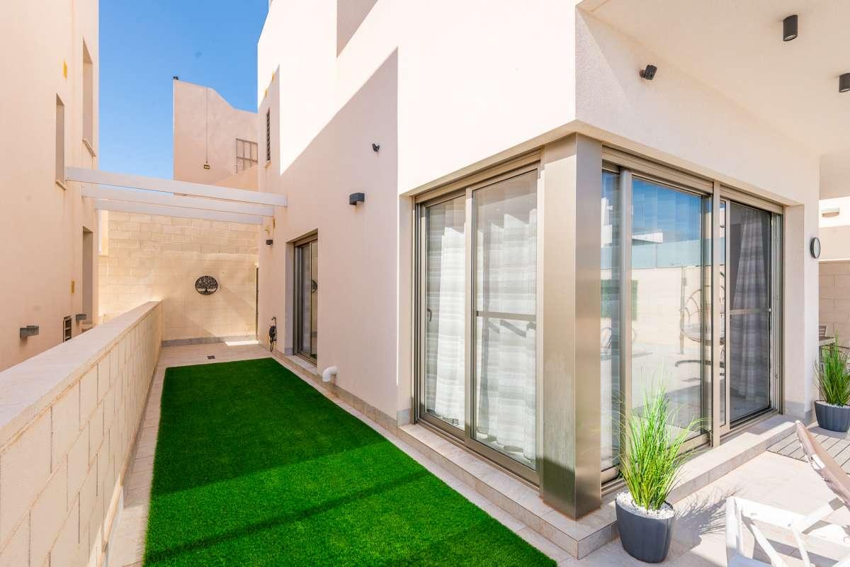 Villa en Venta en Orihuela