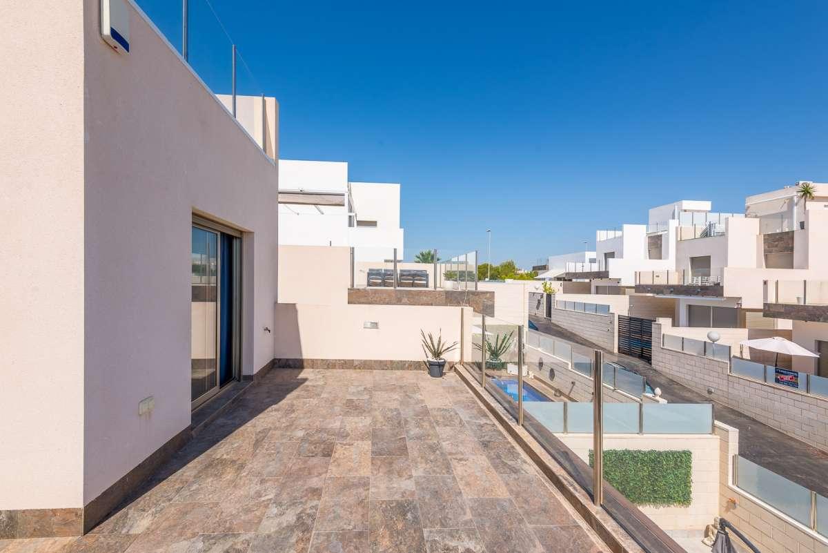 Villa en Venta en Orihuela