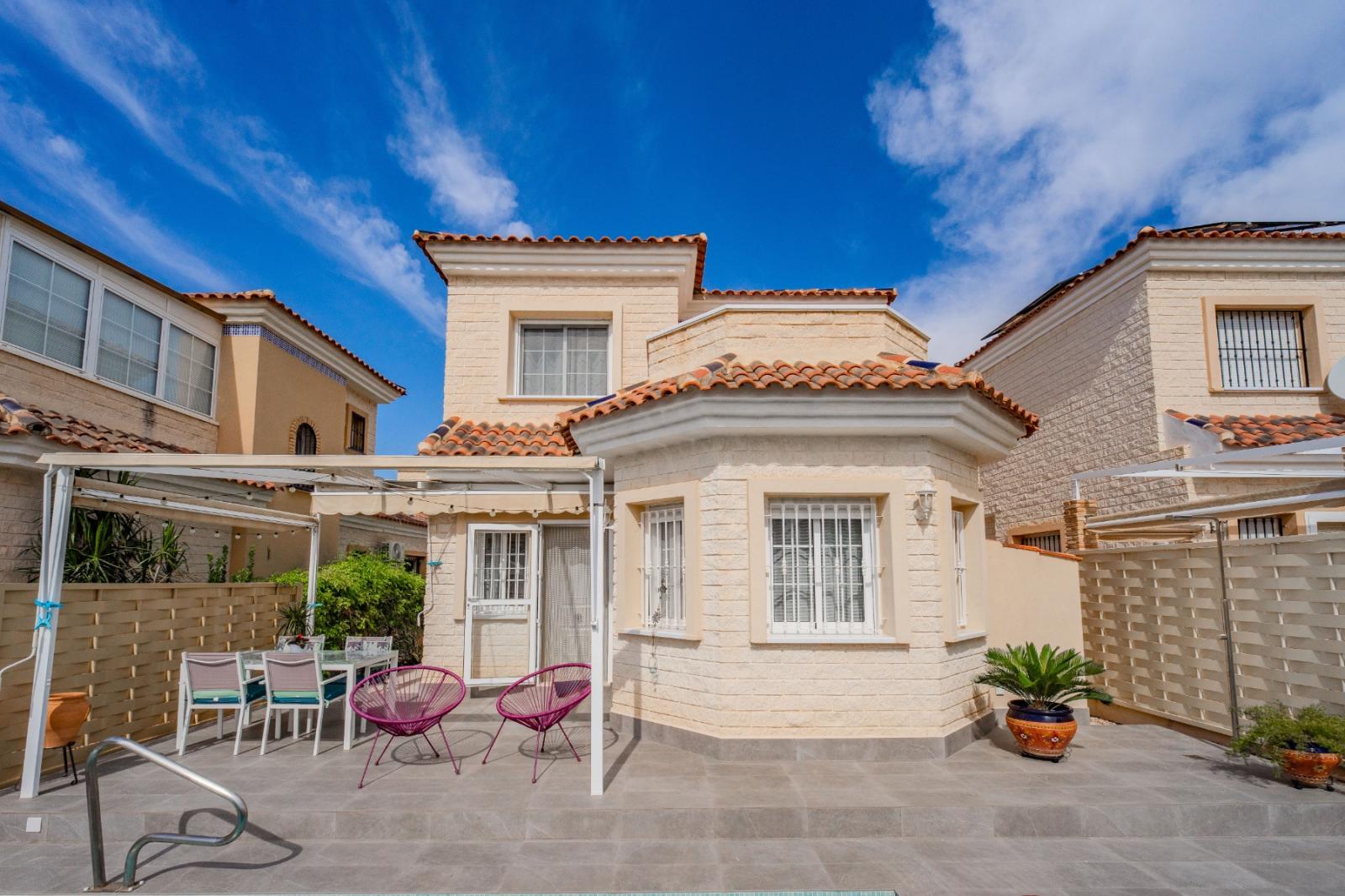 Villa en Venta en Guardamar del Segura