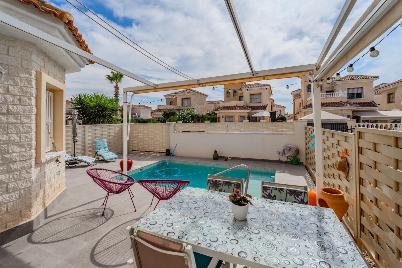 Villa en Venta en Guardamar del Segura