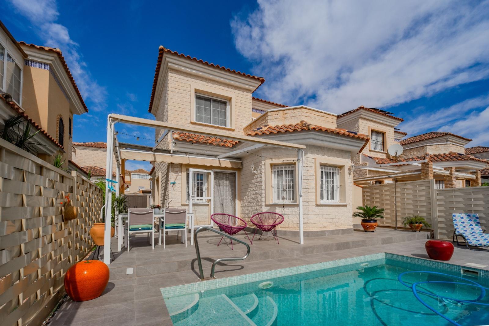 Villa en Venta en Guardamar del Segura