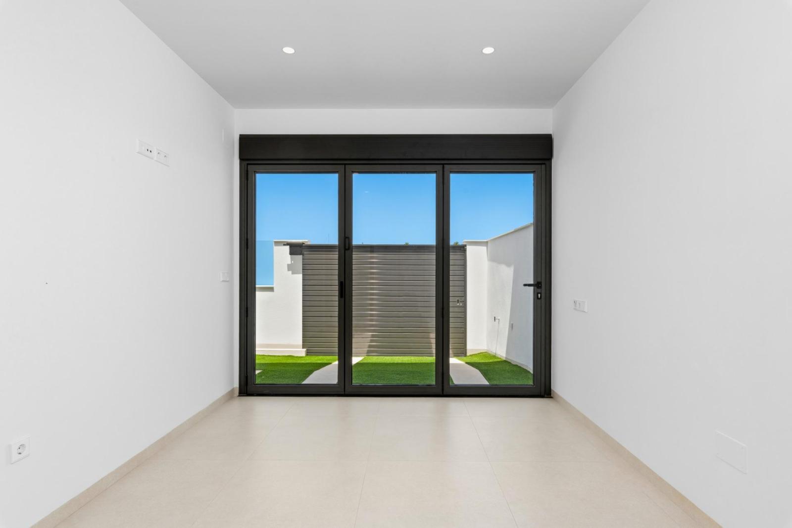 Villa for Sale in Los Alcázares