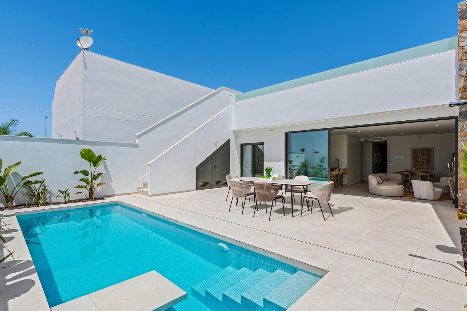 Villa for Sale in Los Alcázares