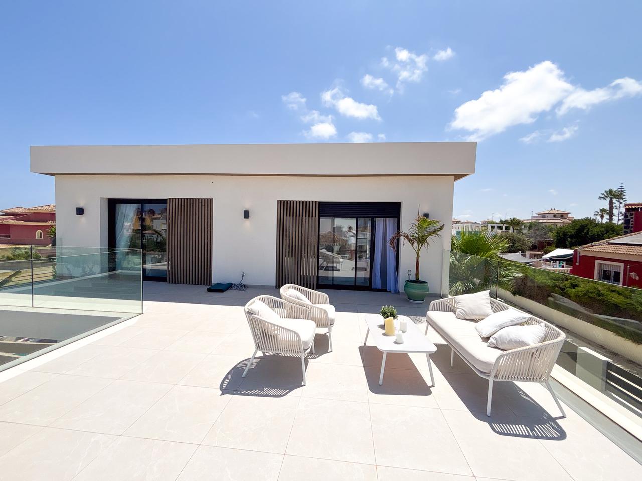 Villa for Sale in Orihuela