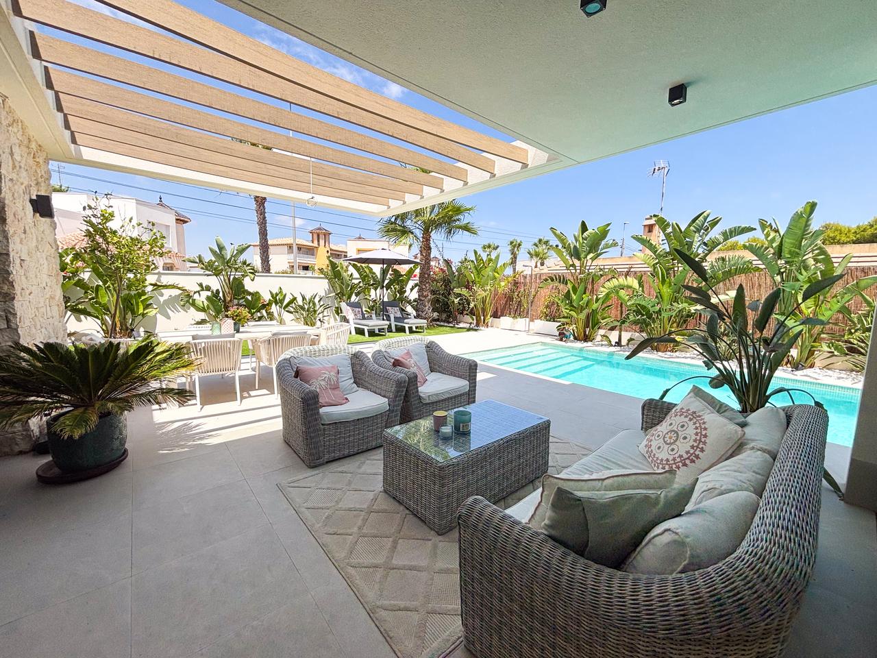 Villa for Sale in Orihuela
