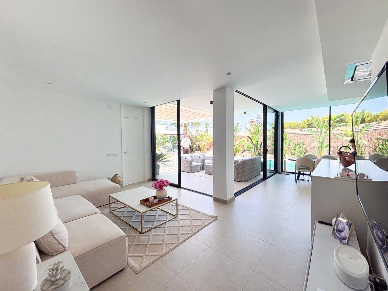 Villa for Sale in Orihuela