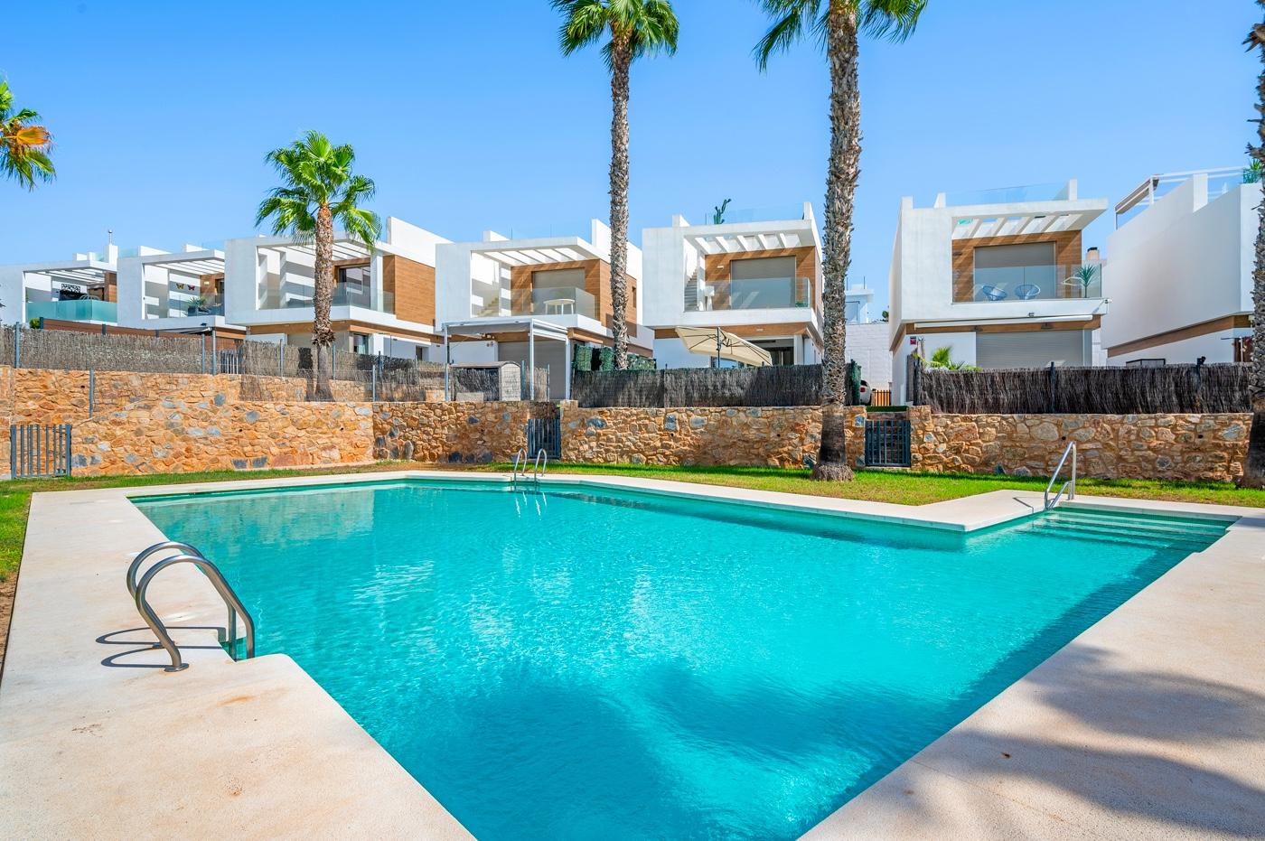 Villa en Venta en Orihuela