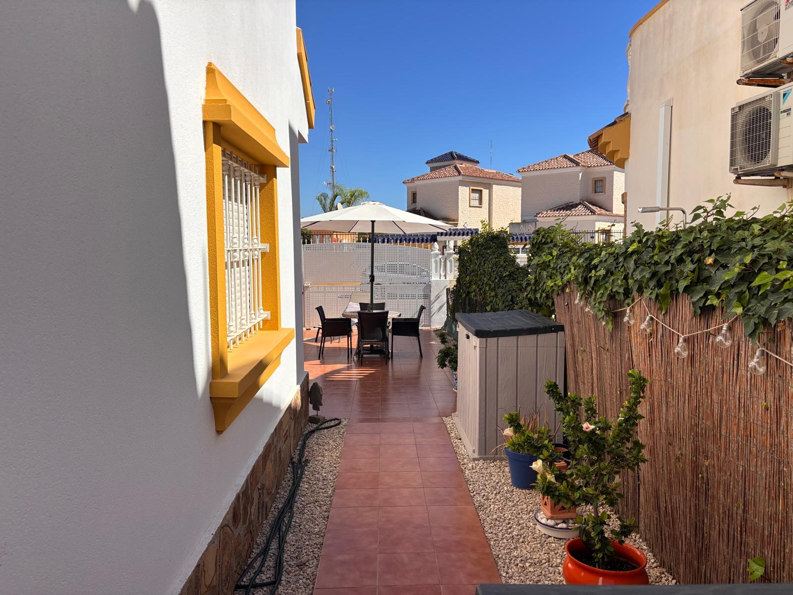 Villa for Sale in Guardamar del Segura