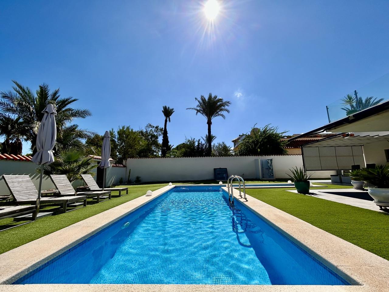 Villa for Sale in Cartagena