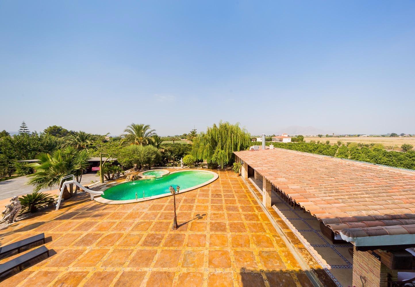 Finca en Venta en Almoradí