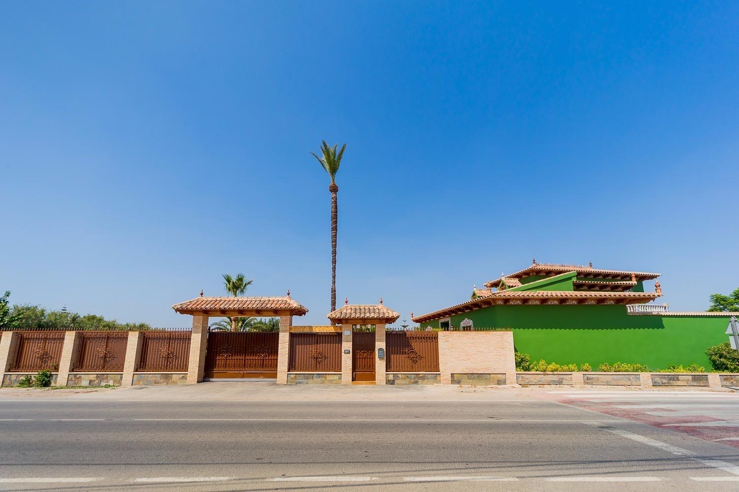 Finca en Venta en Almoradí