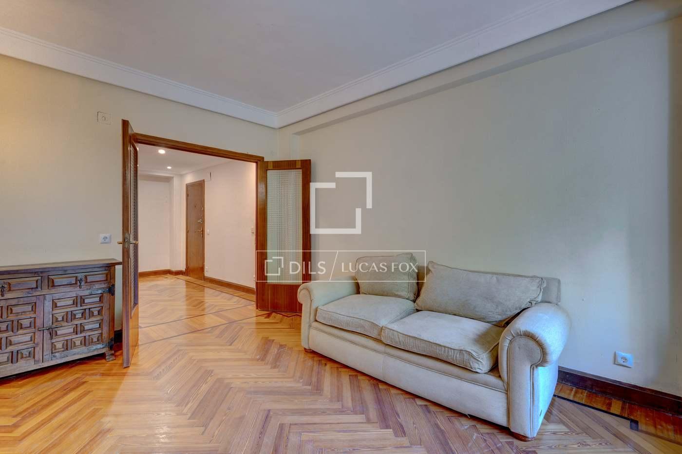 Apartment for Sale in San Sebastián