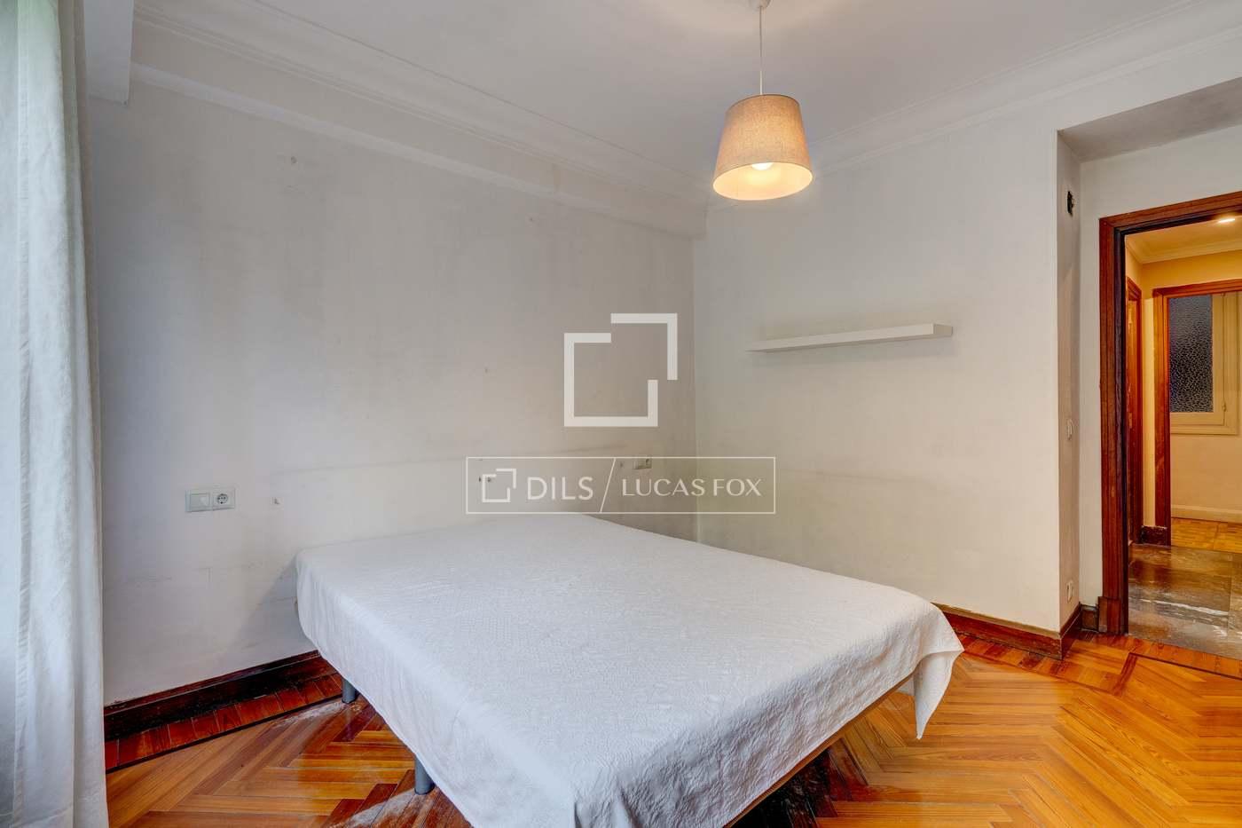 Apartment for Sale in San Sebastián