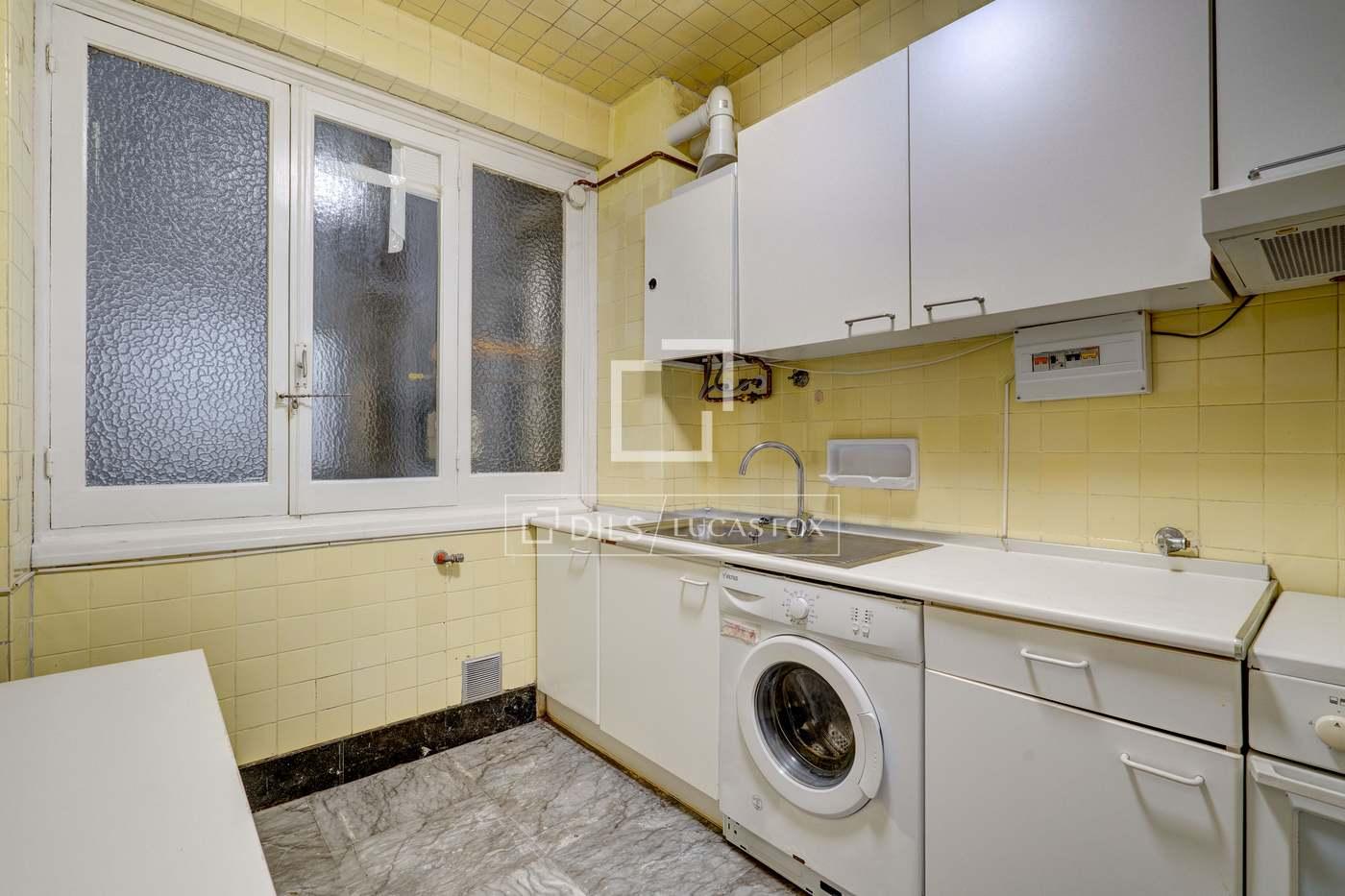 Apartment for Sale in San Sebastián