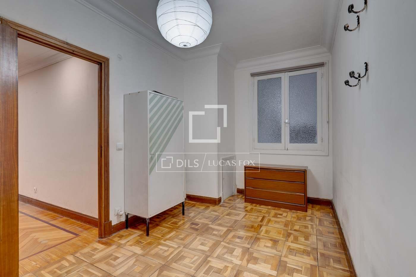 Apartment for Sale in San Sebastián