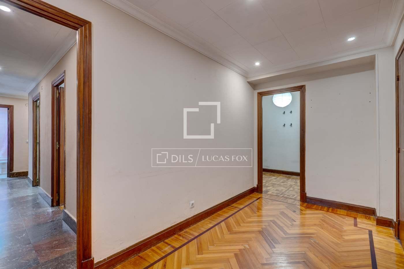 Apartment for Sale in San Sebastián