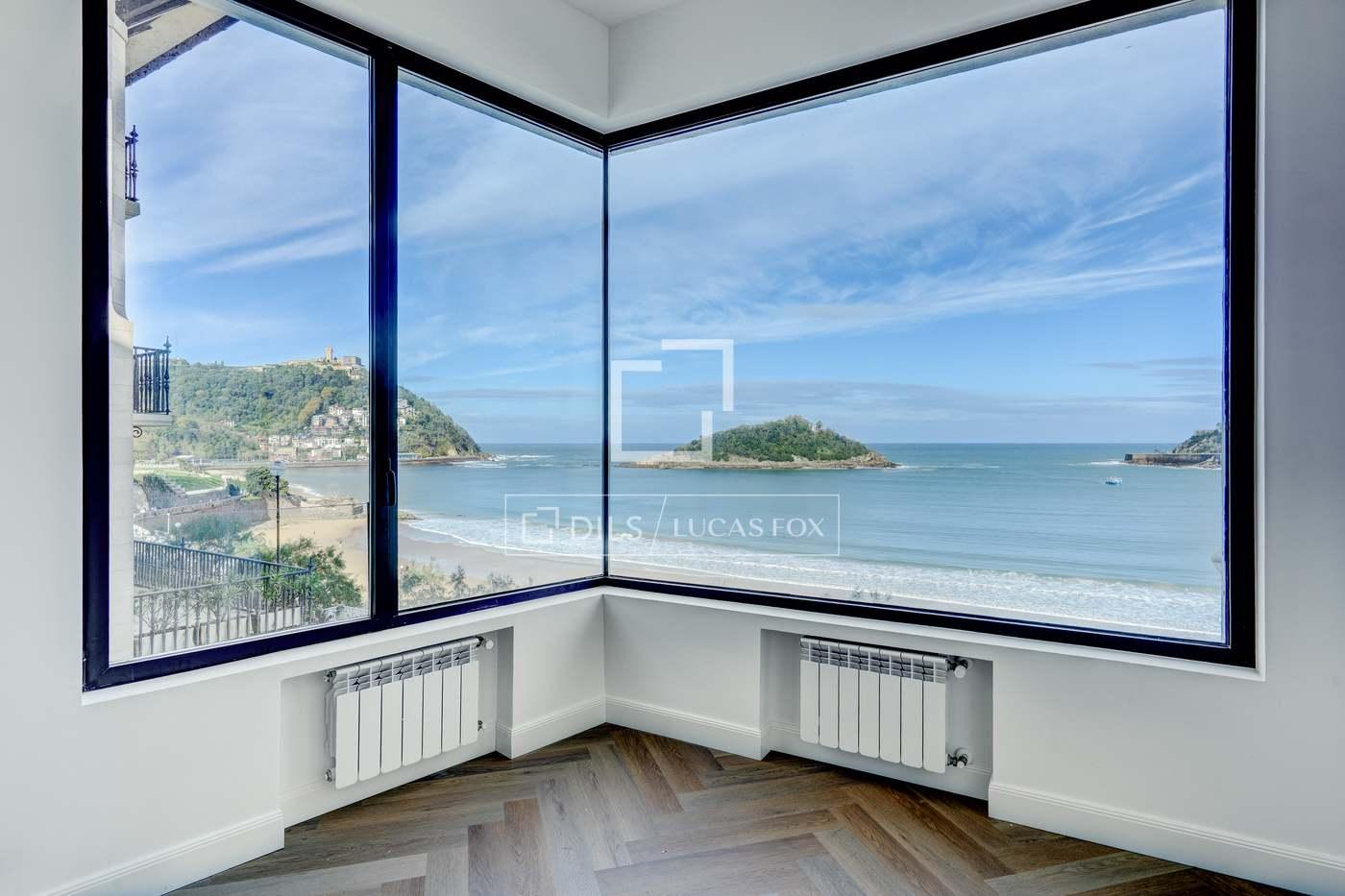 Apartment for Sale in San Sebastián