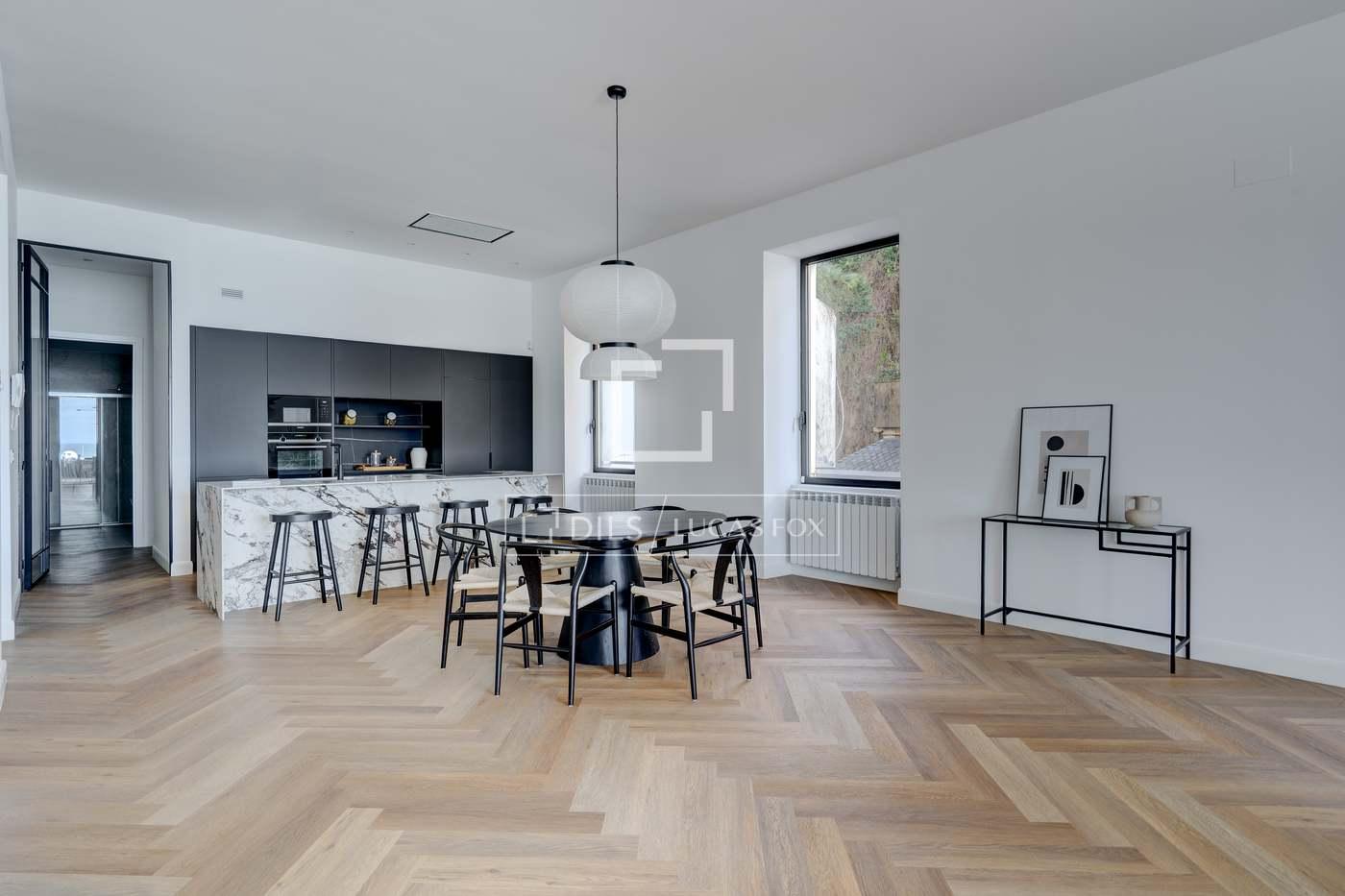 Apartment for Sale in San Sebastián