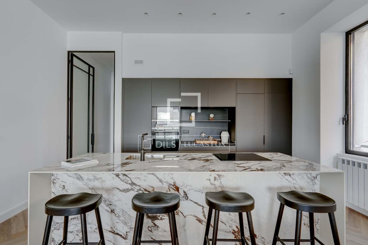 Apartment for Sale in San Sebastián