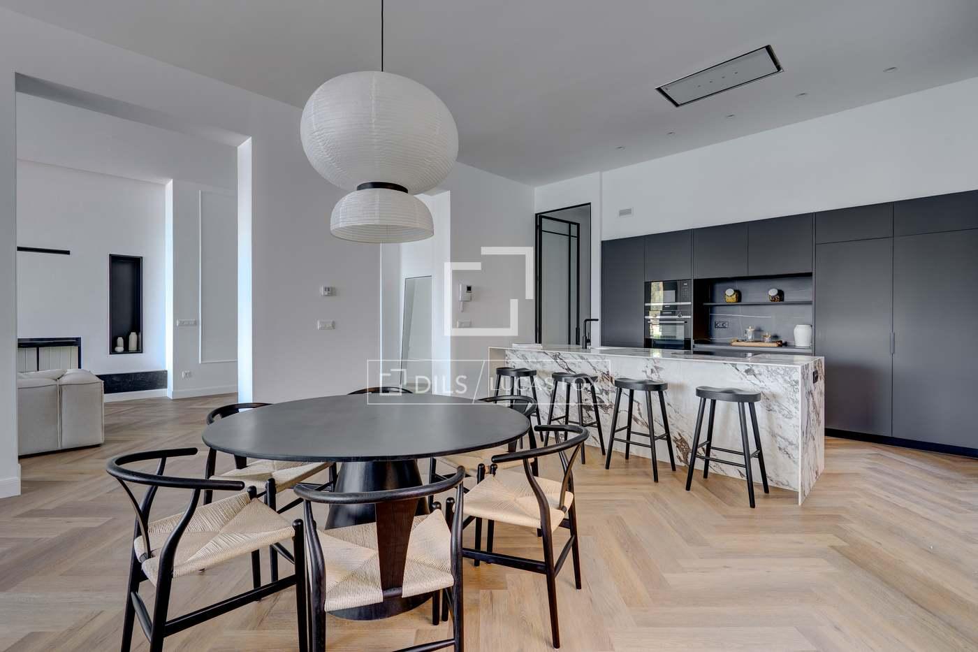 Apartment for Sale in San Sebastián