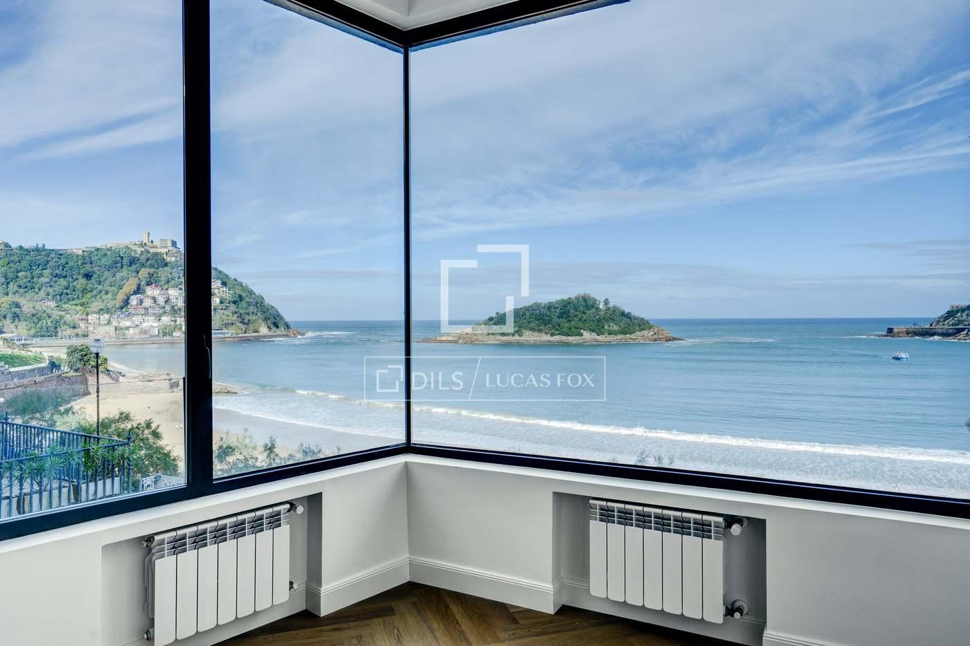 Apartment for Sale in San Sebastián