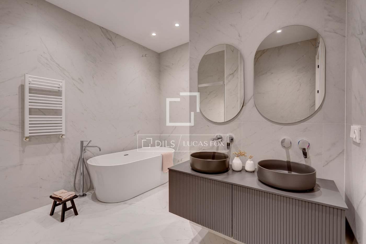 Apartment for Sale in San Sebastián