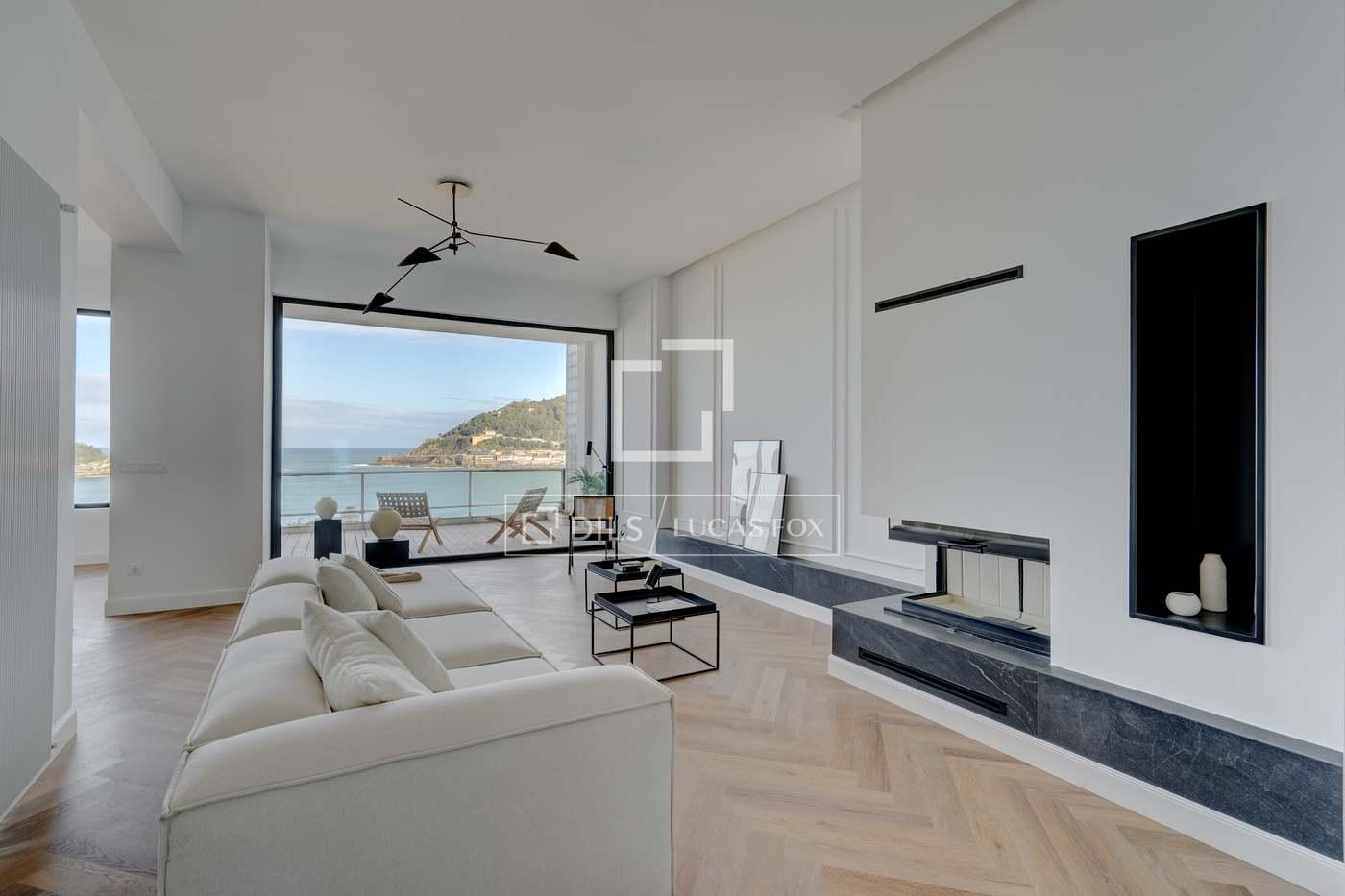 Apartment for Sale in San Sebastián