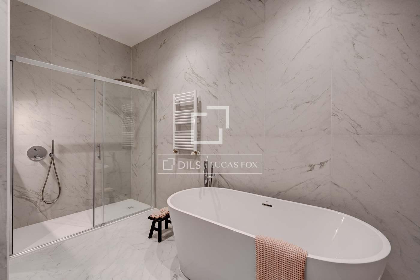 Apartment for Sale in San Sebastián