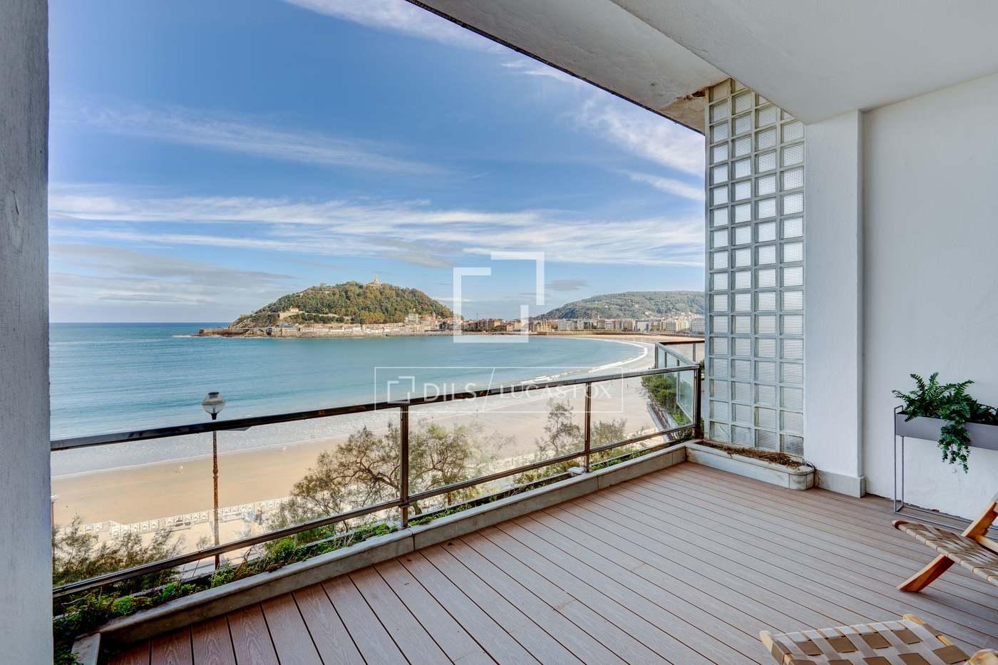 Apartment for Sale in San Sebastián