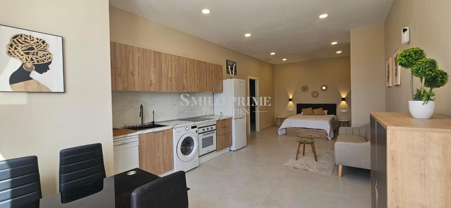 Studio for Sale in Arona