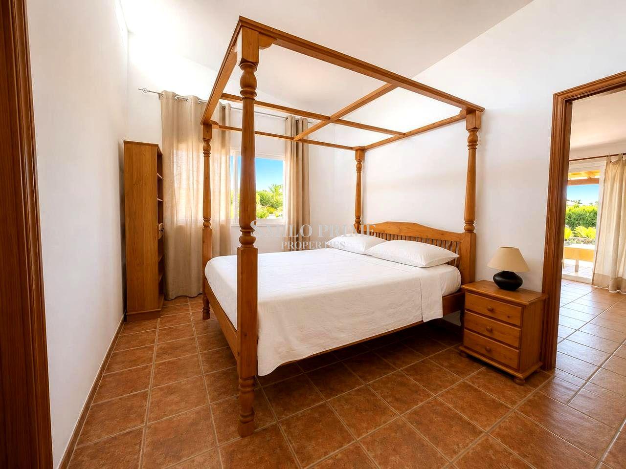 Villa en Venta en Arona