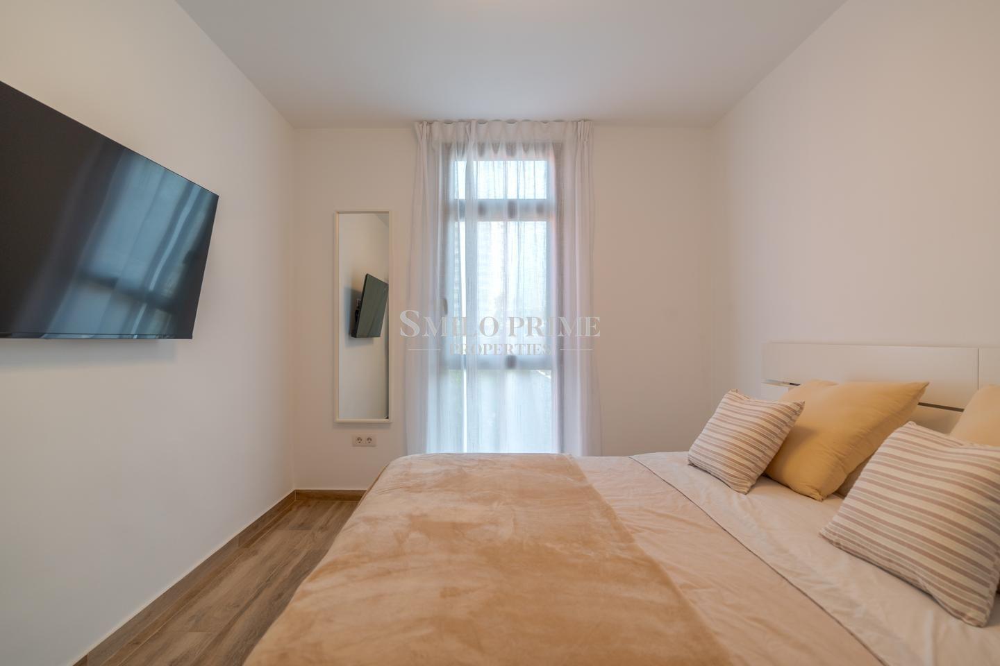 Flat for Sale in Arona