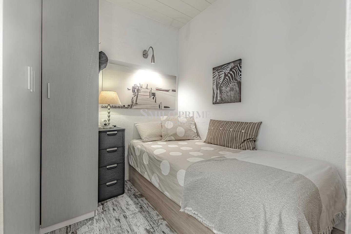 Flat for Sale in Arona