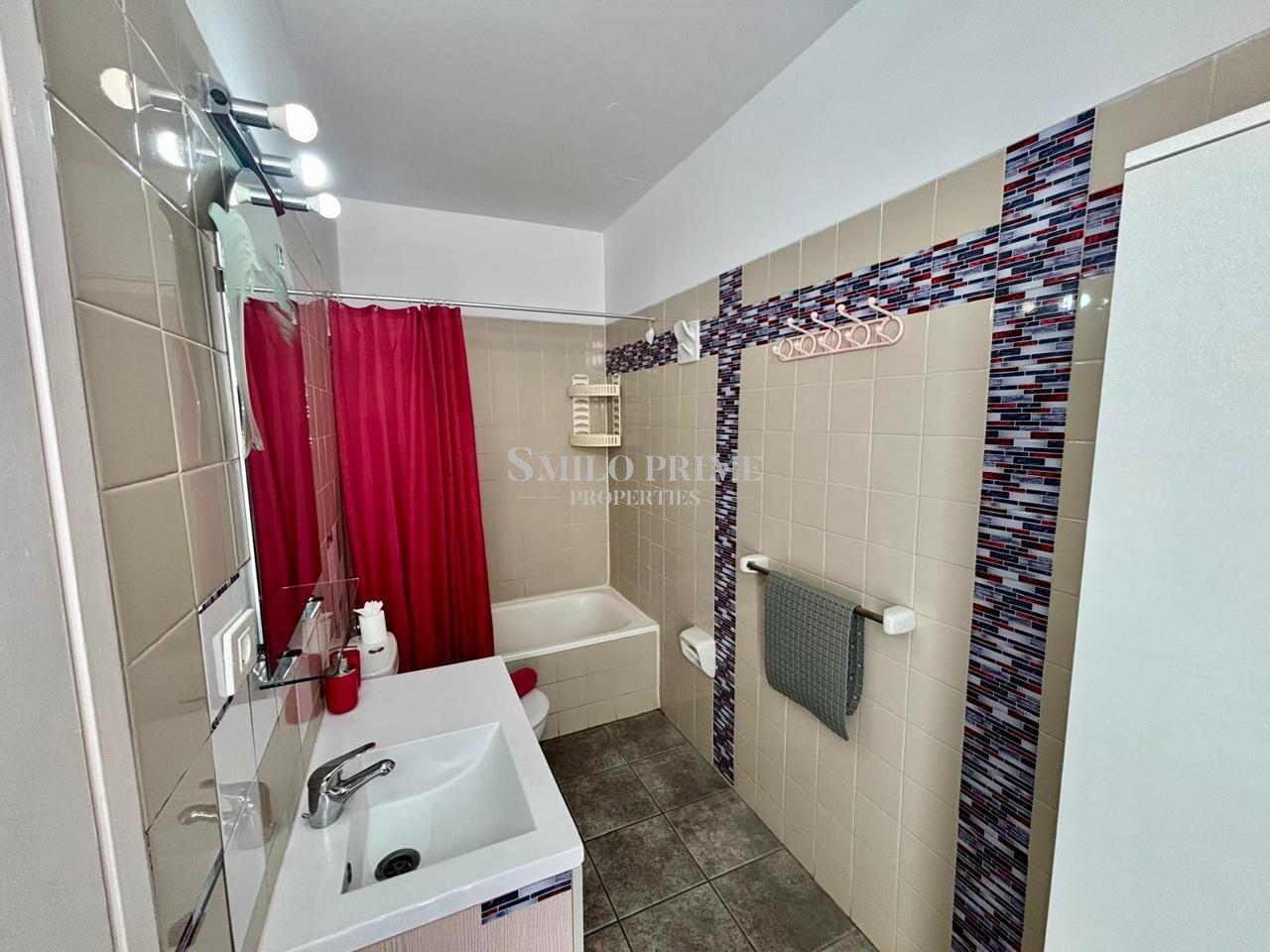 Flat for Rent in Arona