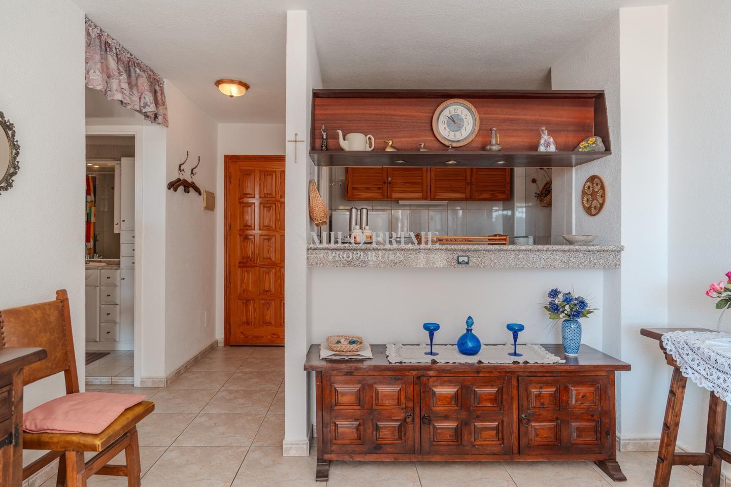 Flat for Rent in Arona