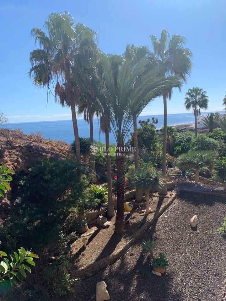 Flat for Rent in Arona